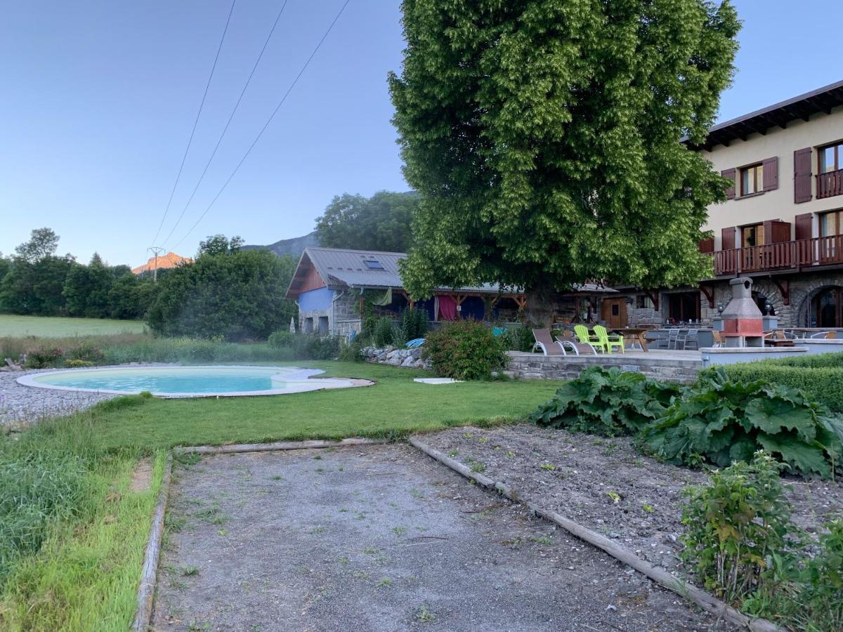 L'Escale En Ubaye Bed & Breakfast Saint-Pons  Bagian luar foto