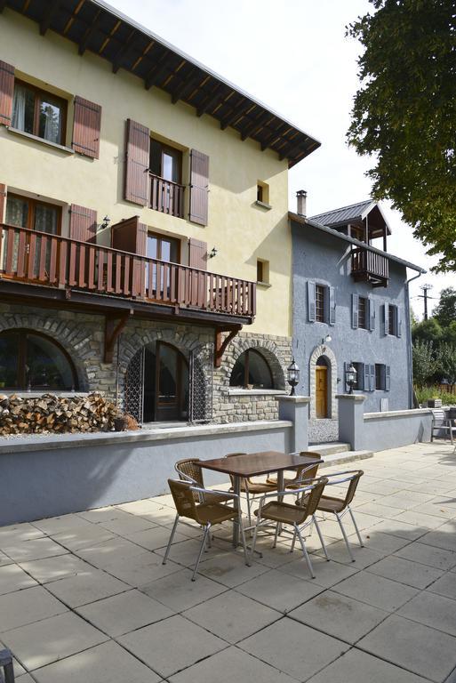 L'Escale En Ubaye Bed & Breakfast Saint-Pons  Bagian luar foto