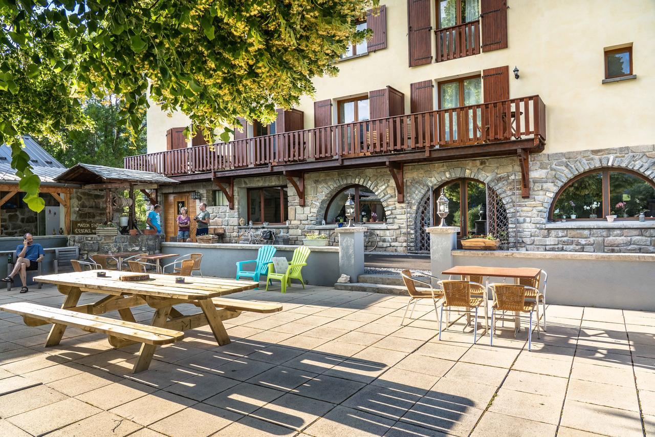 L'Escale En Ubaye Bed & Breakfast Saint-Pons  Bagian luar foto